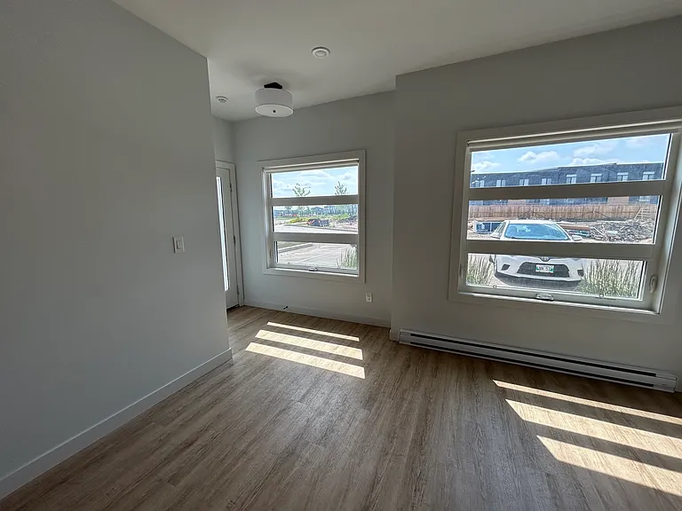 40 Ken Oblik Dr — Photo 17