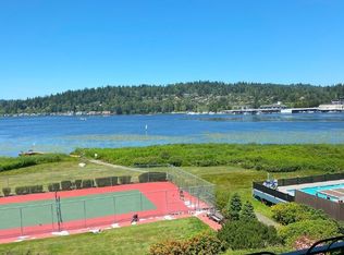 16921 Inglewood Rd NE APT A-303, Kenmore, WA 98028