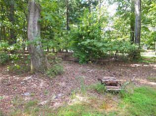 2302 Hickswood Rd, High Point, NC 27265