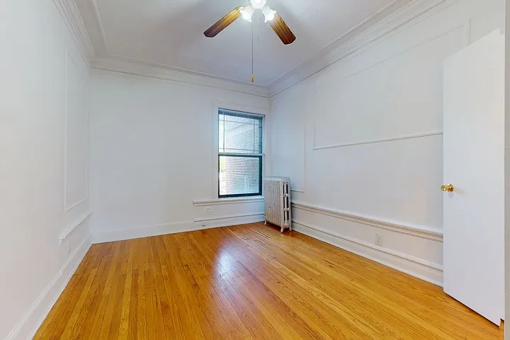 5300-5308 S. Greenwood Avenue — Photo 17