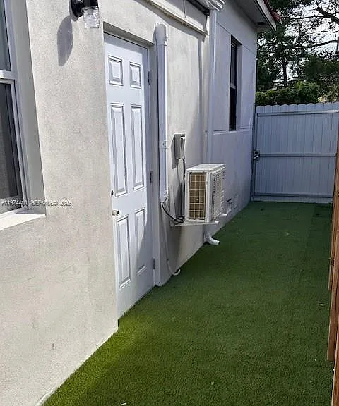 5180 NW 14th Ave — Photo 3