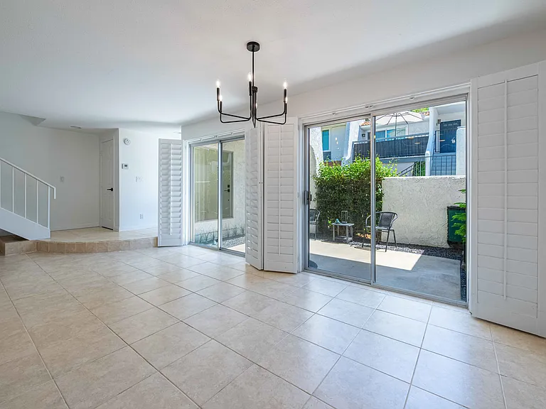 3623 Summershore Ln — Photo 9