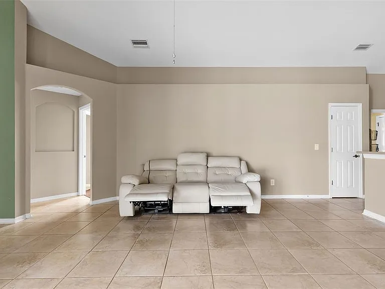 13655 Artesa Bell Dr — Photo 32