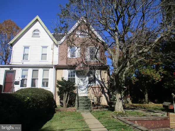 23 Railroad Ave, Glenolden, PA 19036