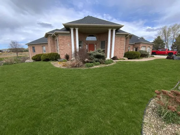 10599 State Highway 56, Le Roy, MN 55951