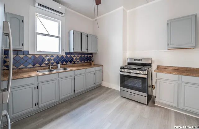 302 E Cevallos #1 — Photo 5