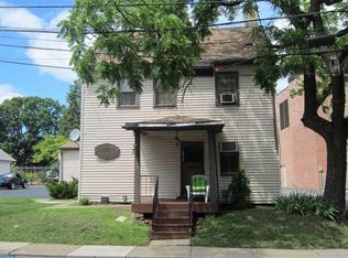 25 E Moreland Ave, Hatboro, PA 19040