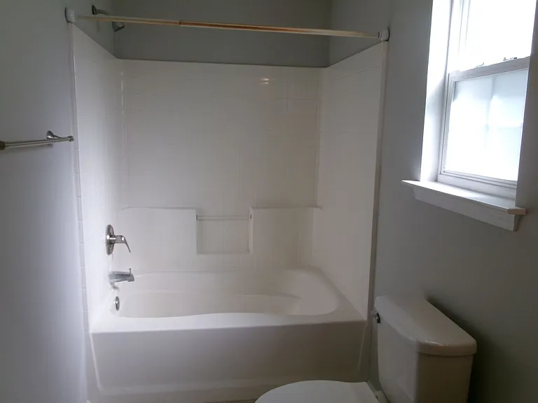 212 McKendree Ln — Photo 13