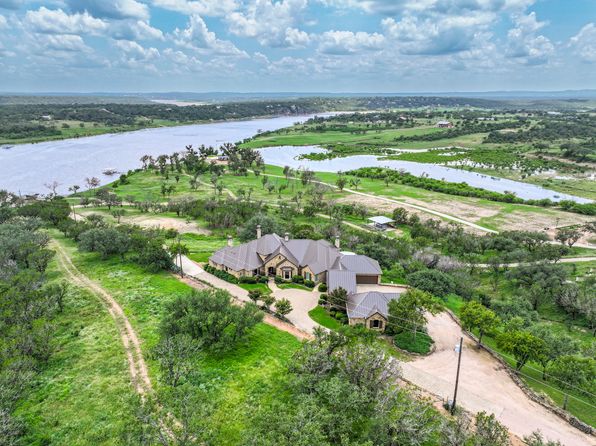 259 Chimney Cove Dr