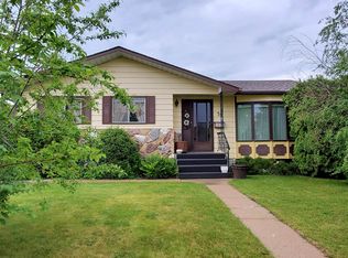 33 Athapaskan Dr, Leduc, AB T9E 4E4
