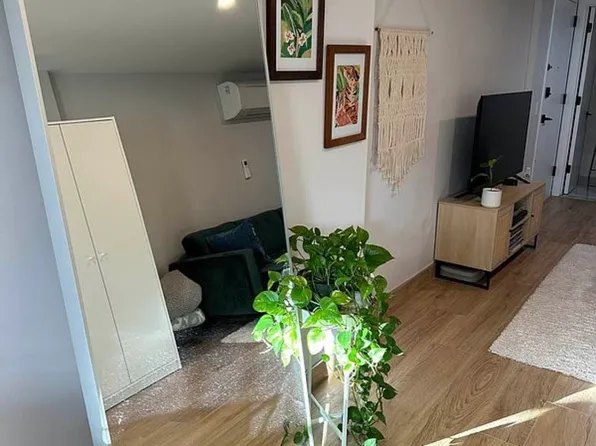 321 Putnam Avenue image 4 of 6