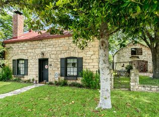 516 W San Antonio St, Fredericksburg, TX 78624