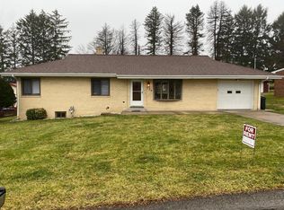 124 Cherry Ln, Aliquippa, PA