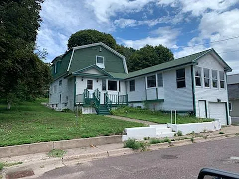 Lake Ave — Photo 1