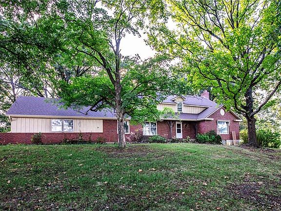 2nd image of 22829 Showalter Rd