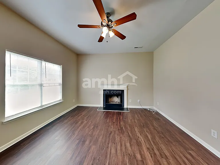 5711 Falkirk Ln — Photo 8