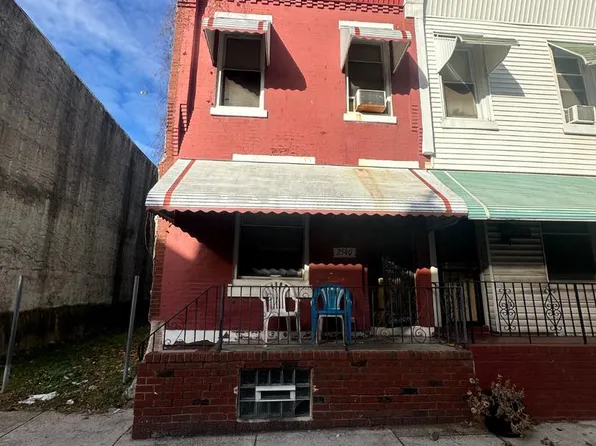 2540 N Corlies St, Philadelphia, PA 19132