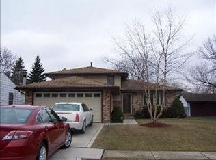 16818 93rd Ave, Orland Hills, IL 60487