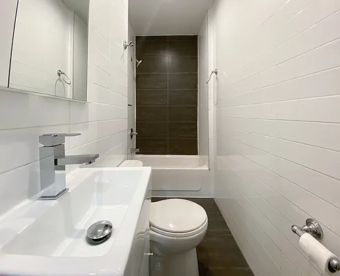 Rented by Kahen Properties | media 14