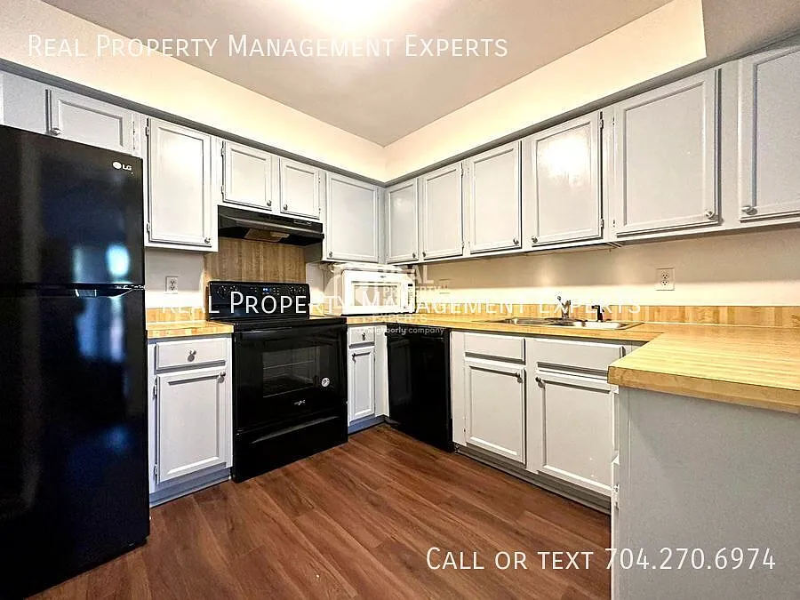 **Move-In Special!! Beautiful 2br/2ba Condo In Brandywine Community! — Photo 2