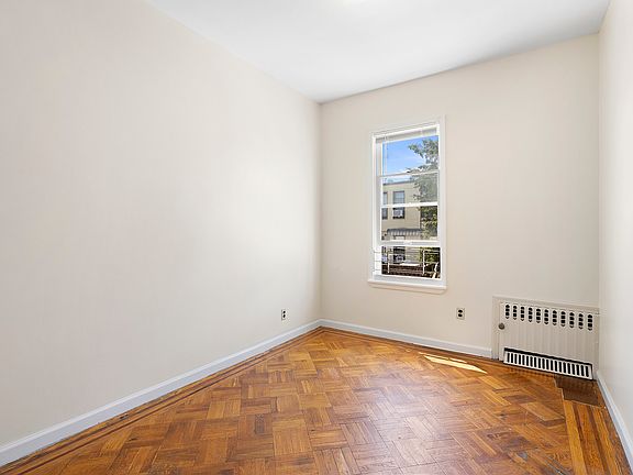5th image of 1062 70th St #2