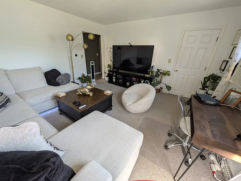 14 Victoria Cir — Photo 9