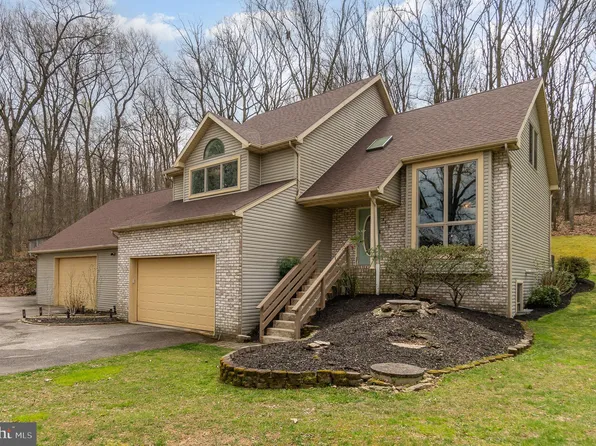 969 Bahns Mill Rd, Red Lion, PA 17356