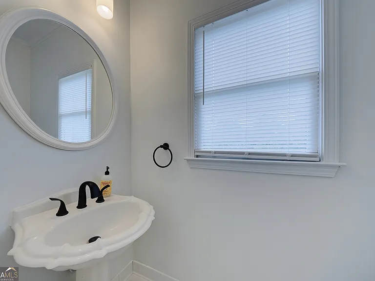 5795 Dovnick Dr — Photo 29