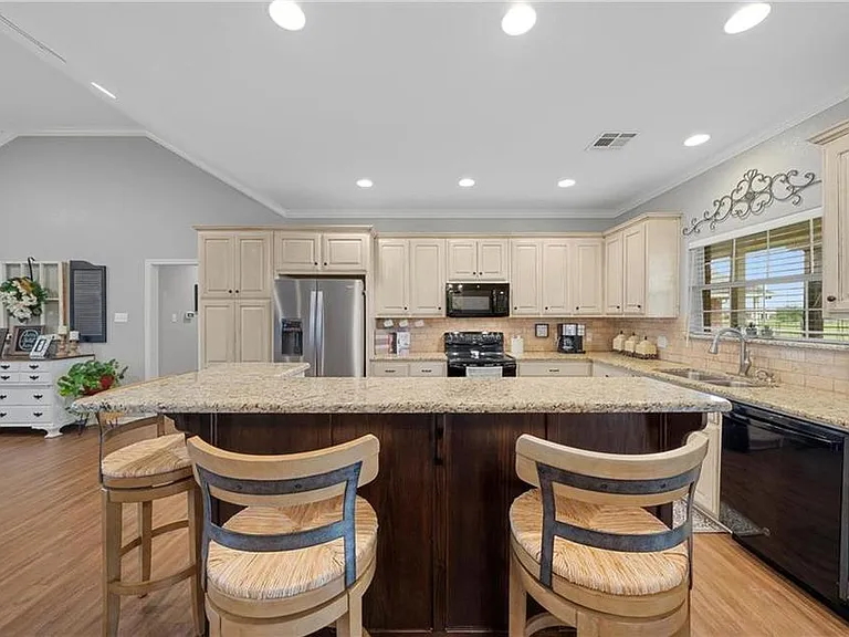 15477 Chapel Rd — Photo 14