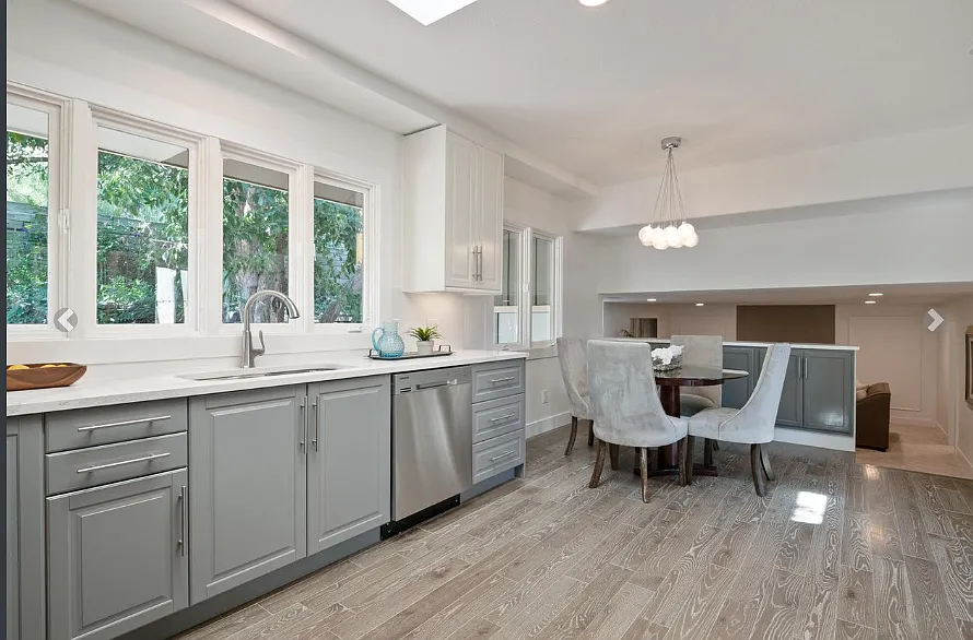 5 bed, 2892 sqft, $5,300 — Photo 4