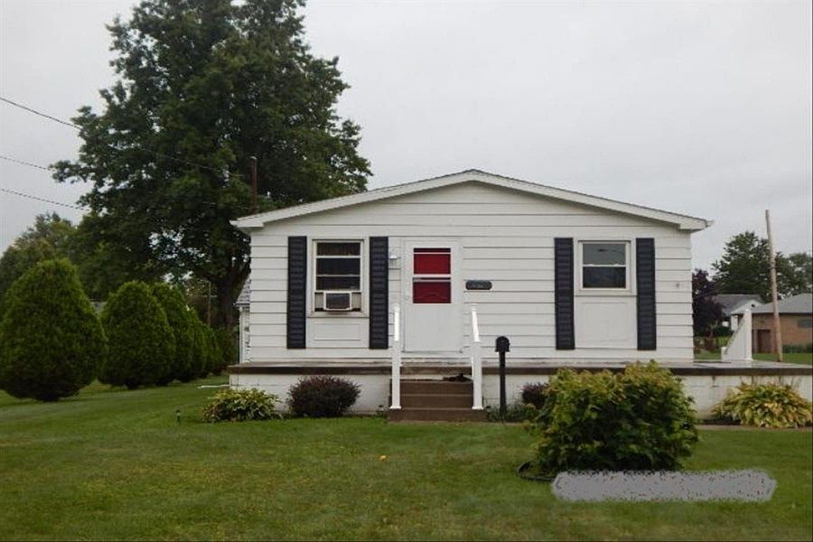 1st image of 461 Porter Ave