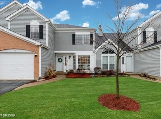 1899 Windsor Ct, Gurnee, IL