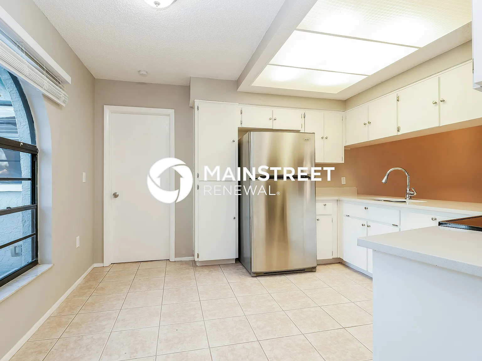 16103 Villa Dr — Photo 4