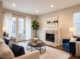 3018 W Jackson Blvd APT 1, Chicago, IL 60612