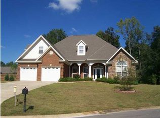 211 Cobb Rdg, Millbrook, AL 36054