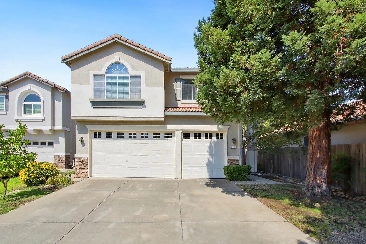 2326 Panga Pl photo 1