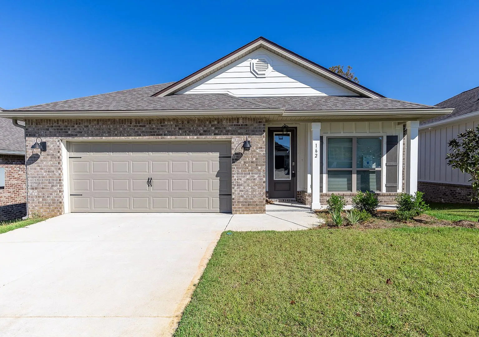 Beautiful 3-Bedroom Home in Fairhope's Overland Community! — Photo 1
