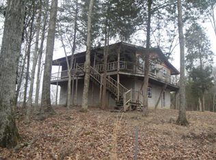 2740 Medley Amonette Rd, Buffalo Valley, TN 38548