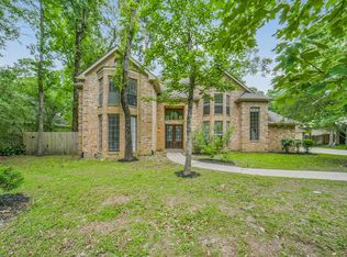 67 N Skyflower Ct, Spring, TX 77381