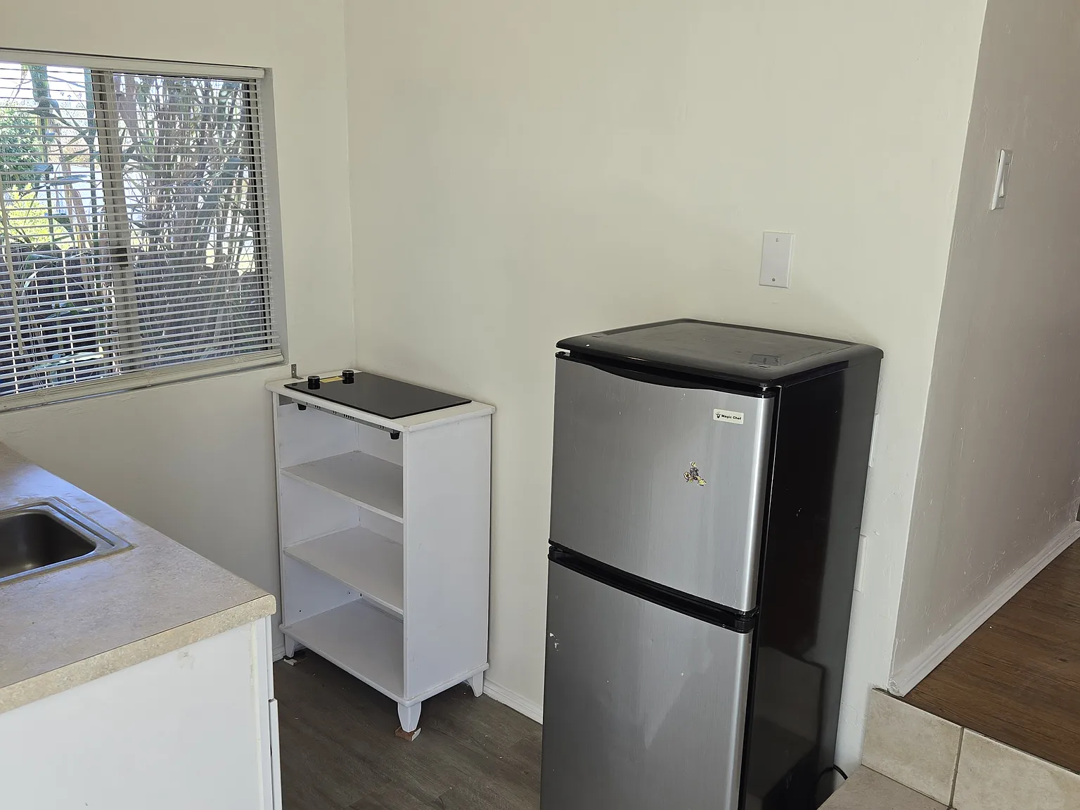 2210 S Escondido Blvd — Photo 4