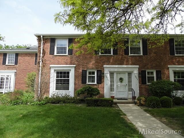 1st image of 16815 Saint Paul St