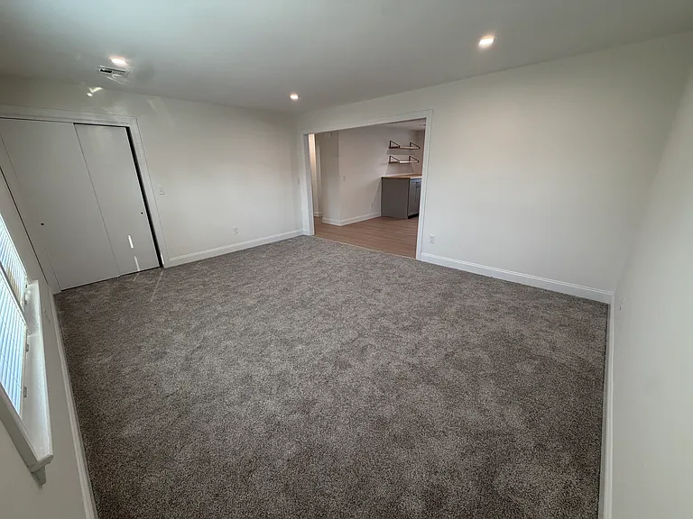 146 Schley St #2 — Photo 16