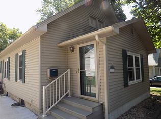 821 S Knight St, Macomb, IL 61455