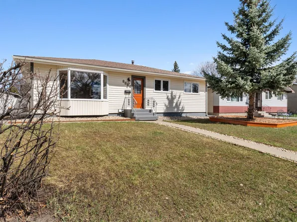 8804 135th Ave NW, Edmonton, AB T5E 1N3