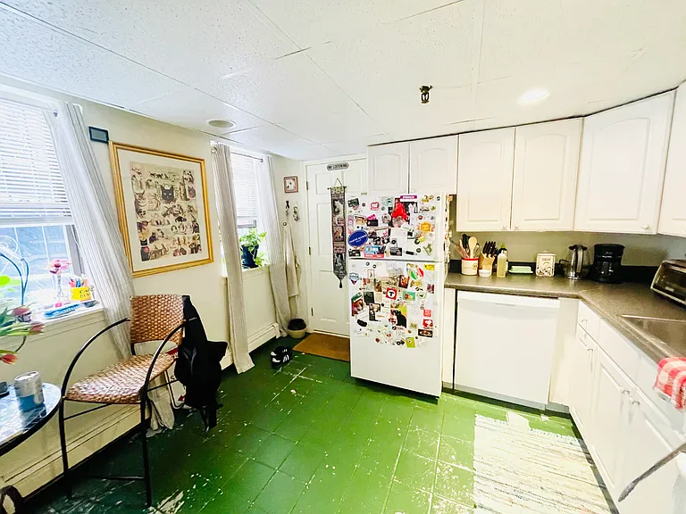 10 Hull St #3 — Photo 2
