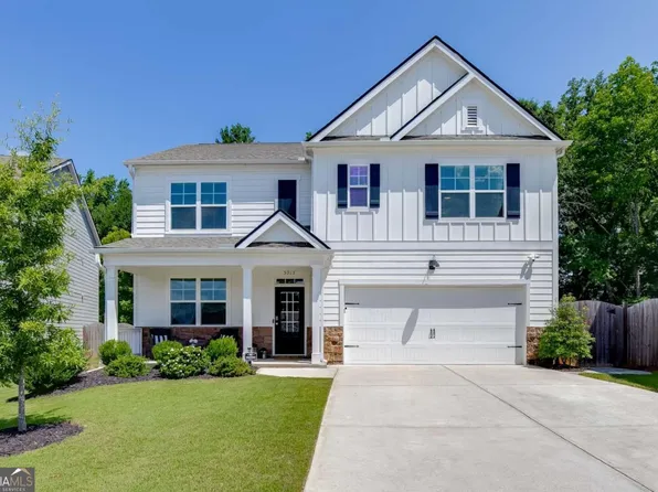 5915 Screech Owl Dr, Flowery Branch, GA 30542