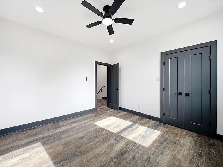7818 Hanfro Ln #D — Photo 37