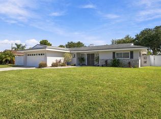 1721 HARBOR CIRCLE W, LARGO, FL 33770