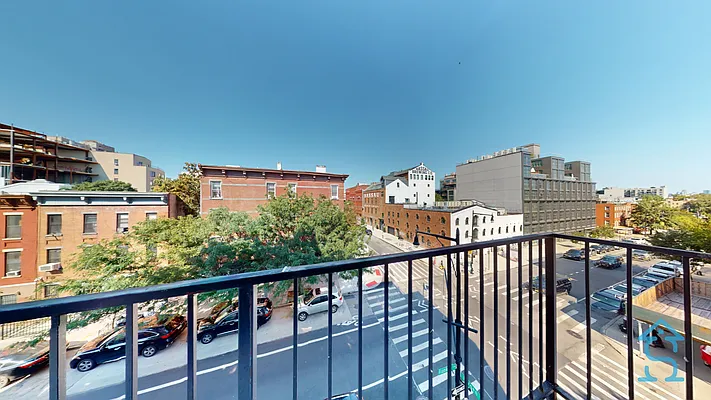 Rented by Skyhigh Realty NYC LLC | media 2