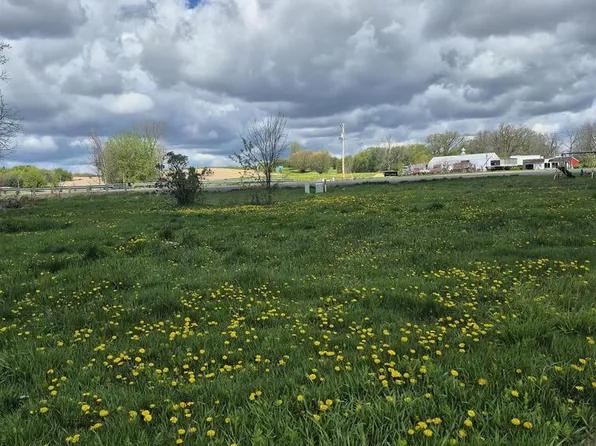 112 S Sechlerville Road, Hixton, WI 54635